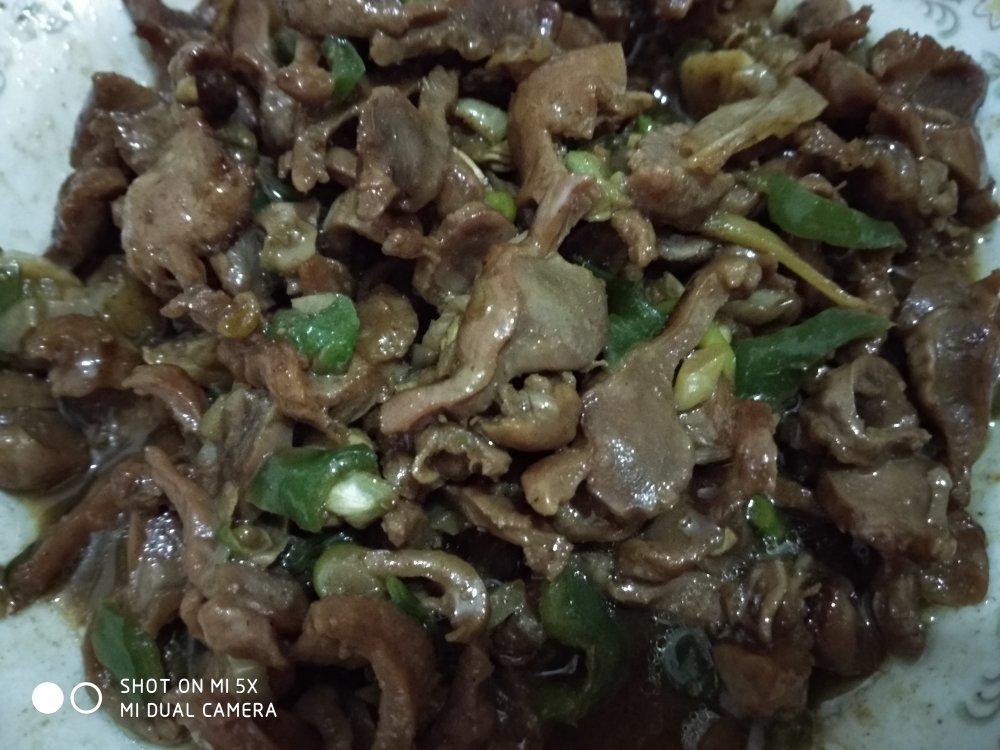 爆炒鸡胗