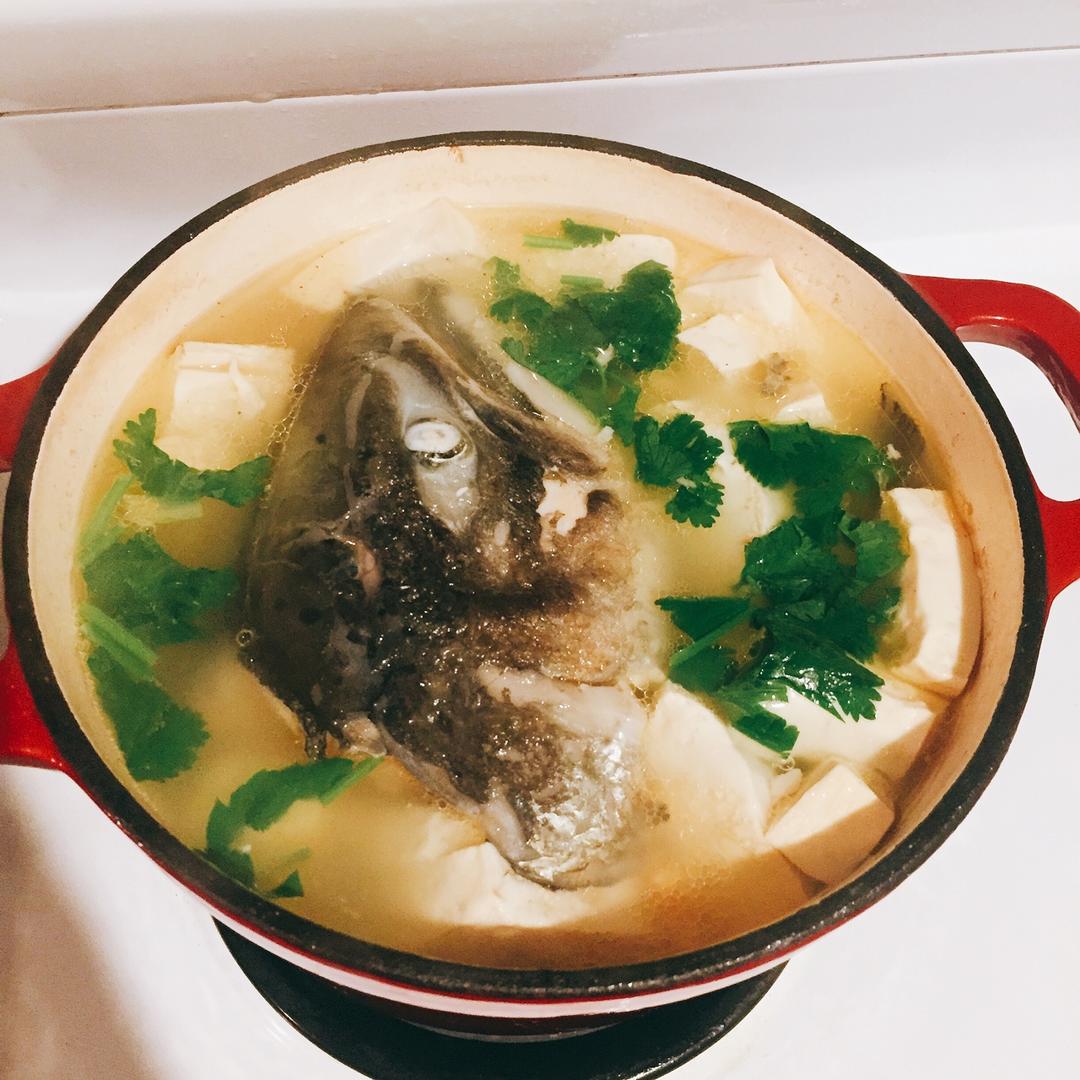 鱼头豆腐汤