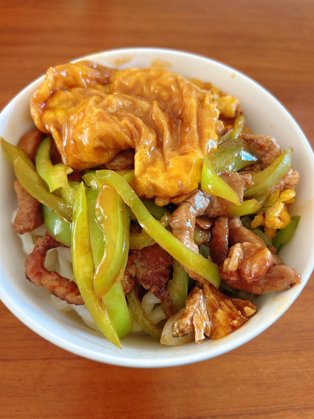 青椒鸡蛋拌面