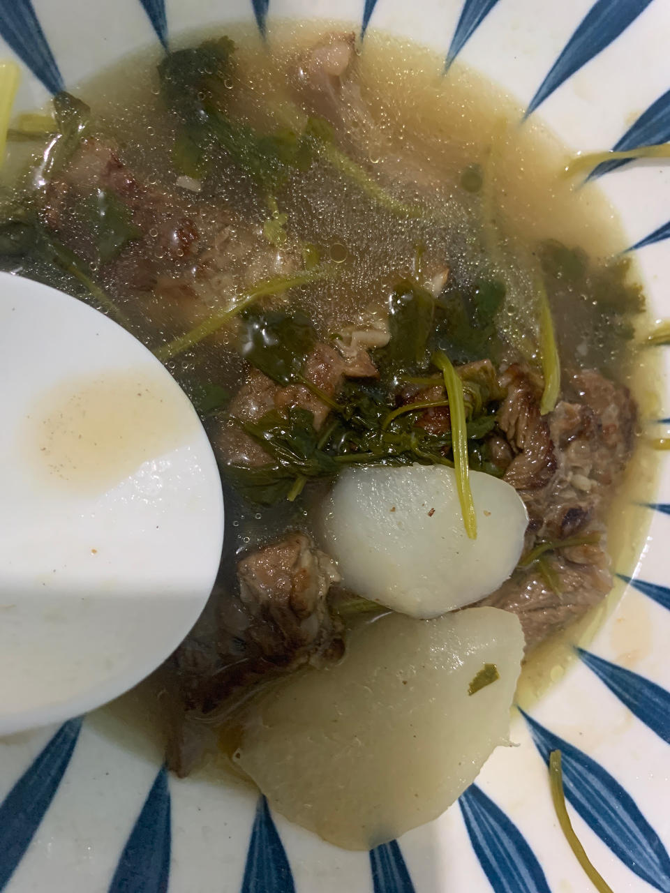 牛肋条炖白萝卜