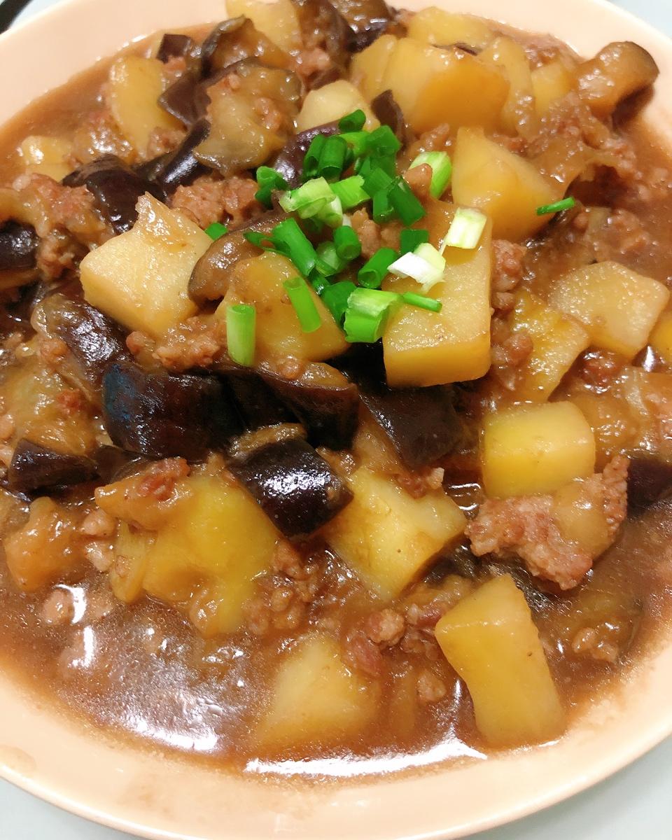 土豆炖茄子(东北菜)