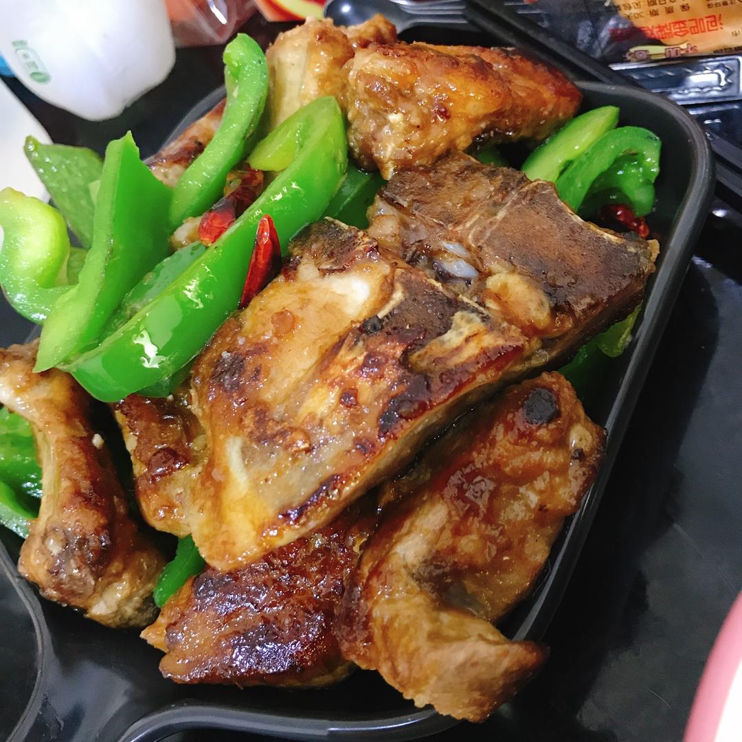 双椒煎排骨