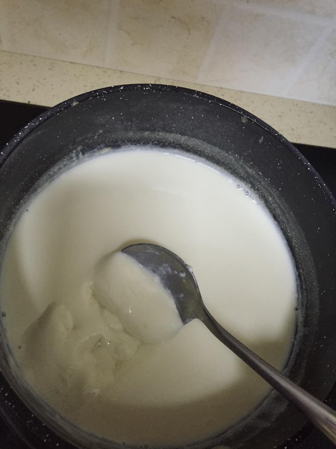 现磨牛奶豆腐脑的做法