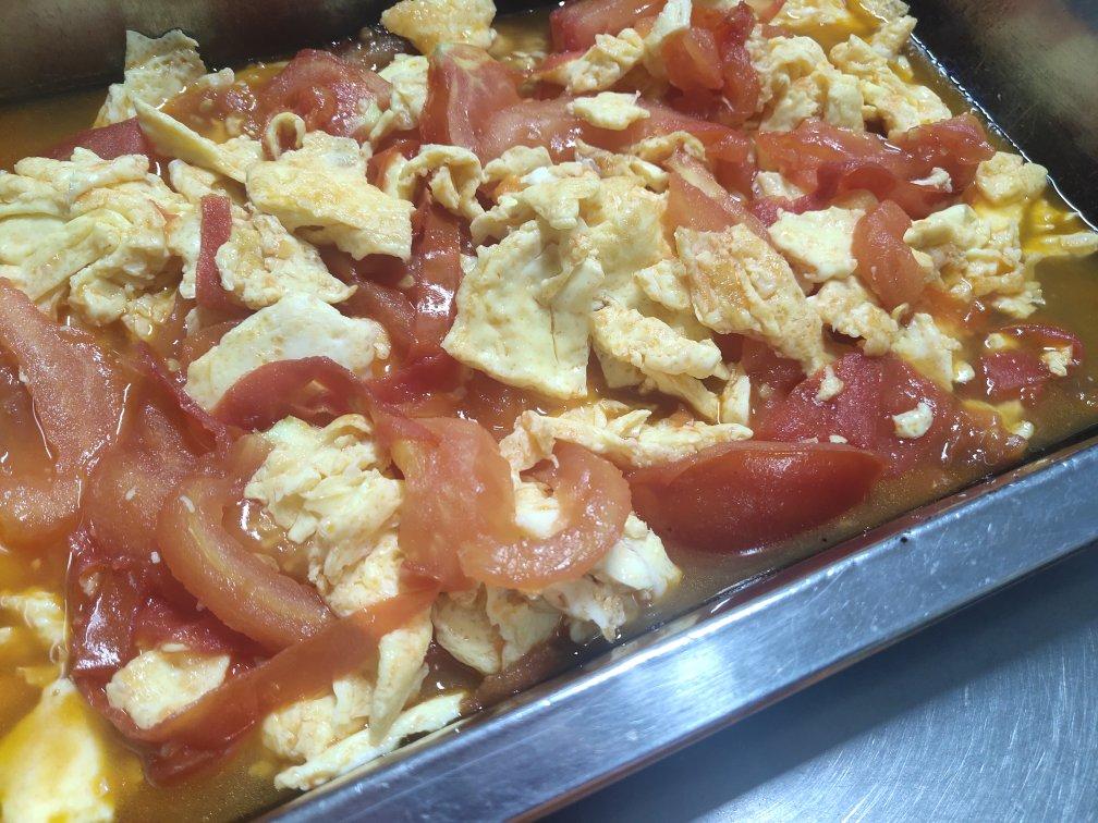 番茄炒鸡蛋（超浓的番茄味）