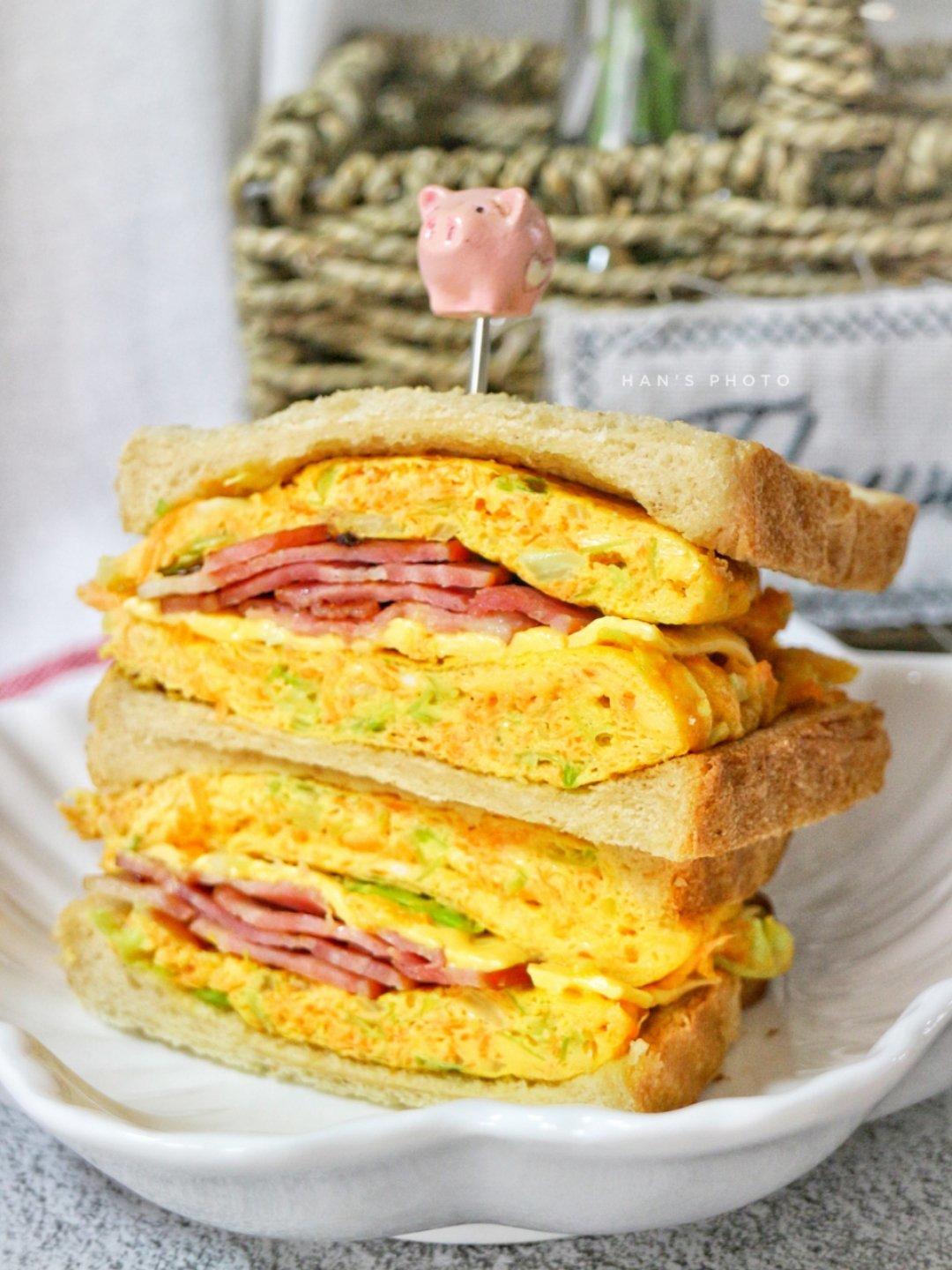 涵涵头做的厚蛋培根芝士三明治