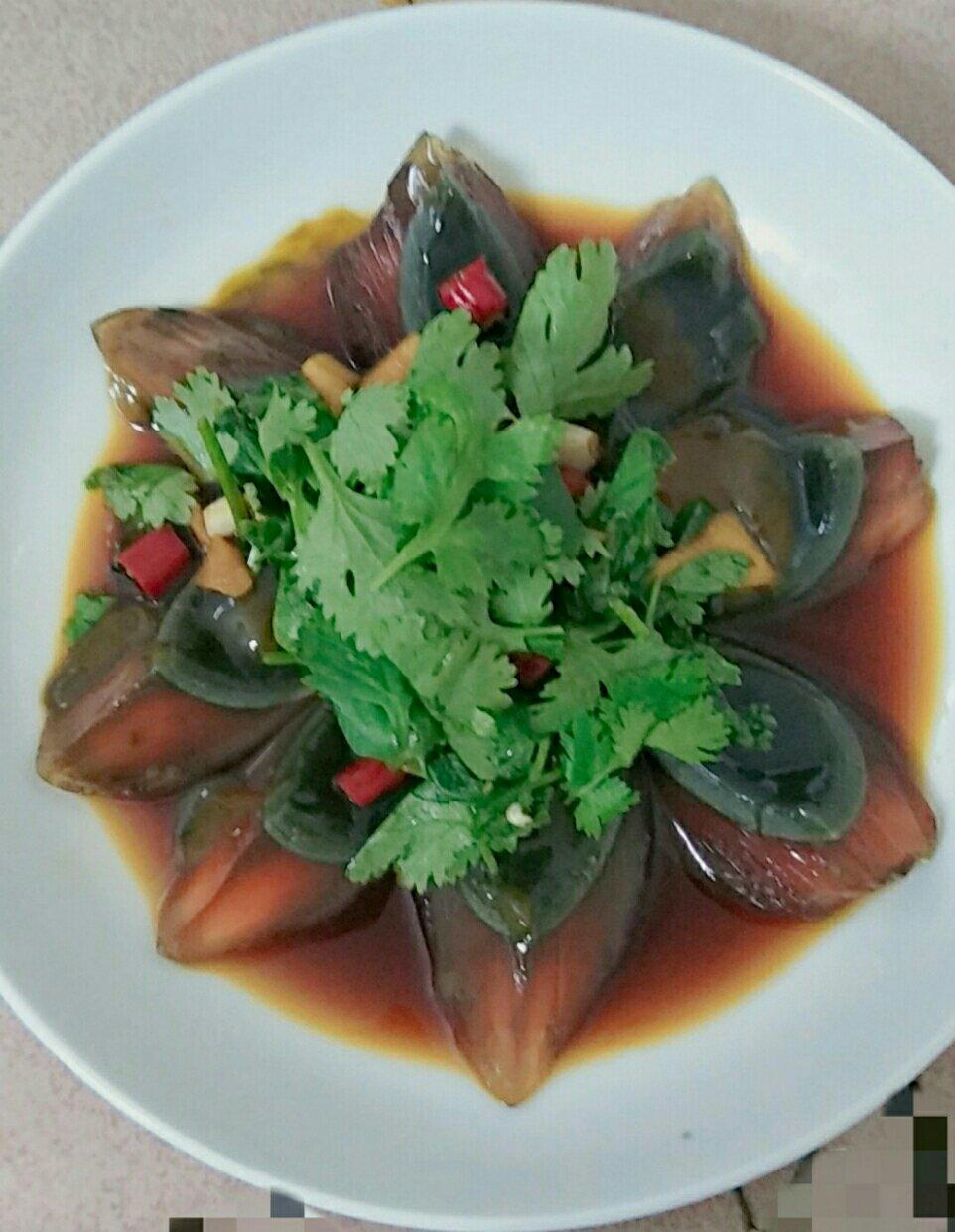 凉拌皮蛋
