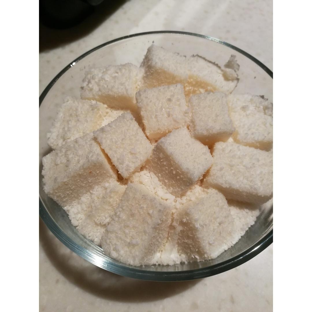 鲜奶椰汁糕
