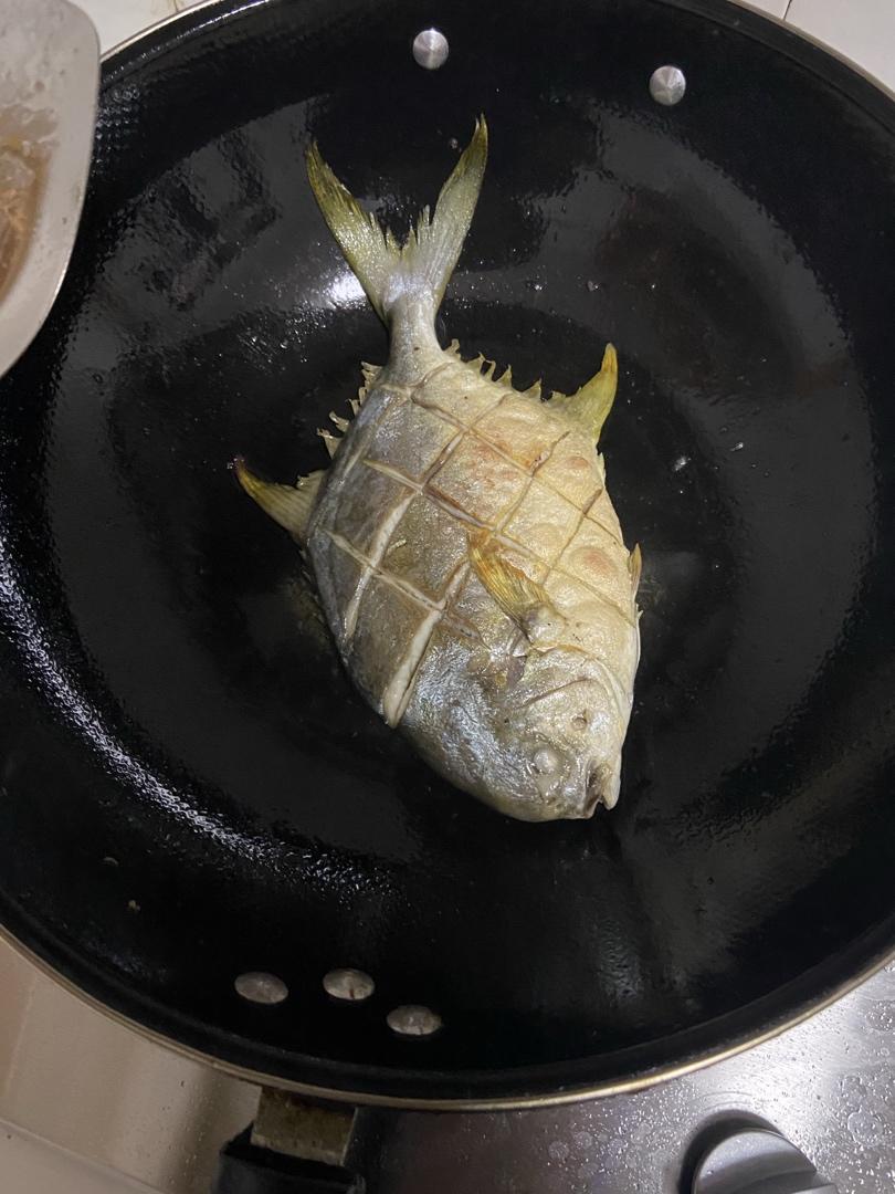 香煎盐金昌*超好用详细的煎鱼技巧*