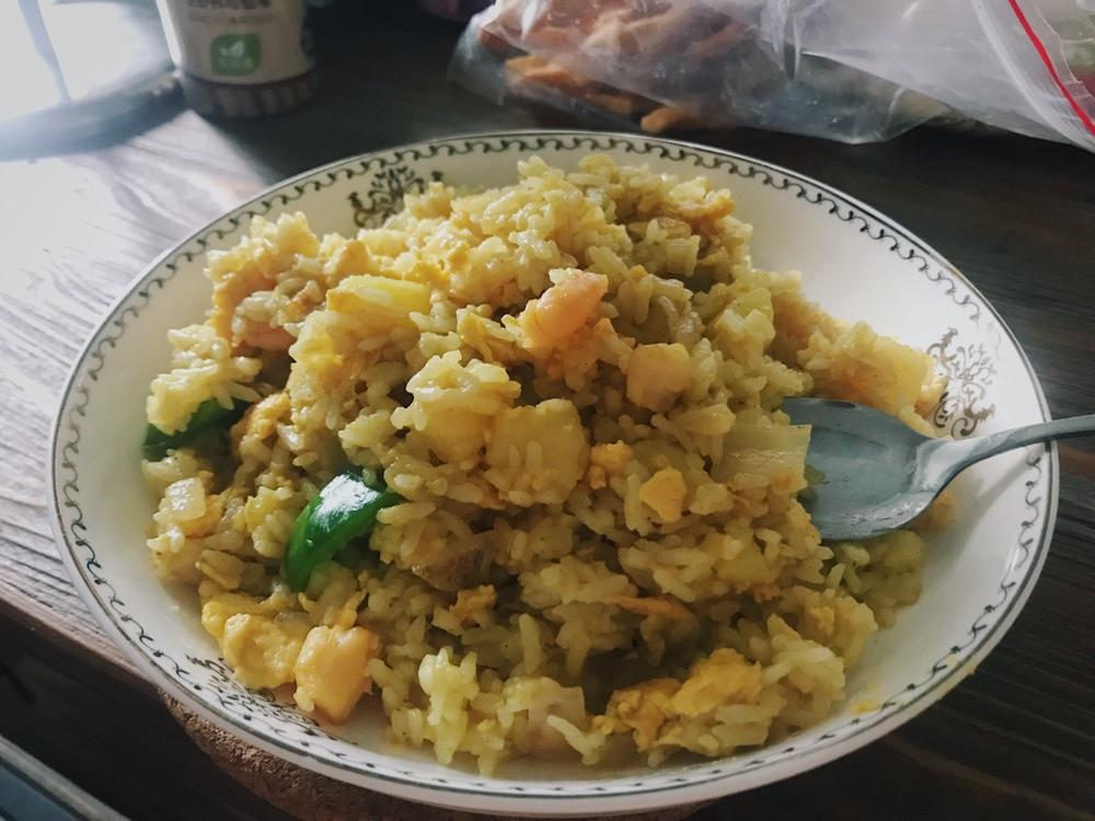 咖喱海鲜炒饭