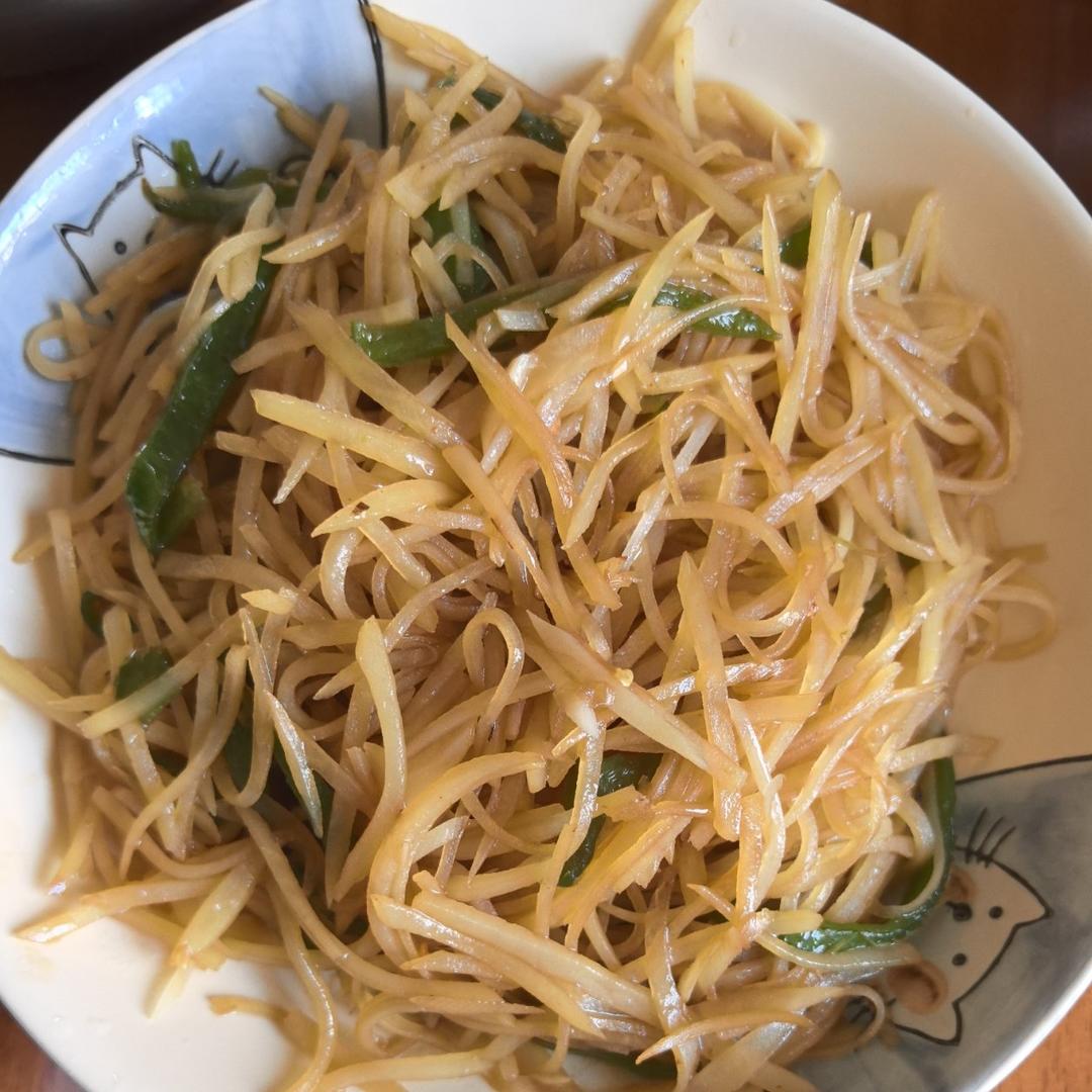 酸辣土豆丝的家常做法 超级下饭