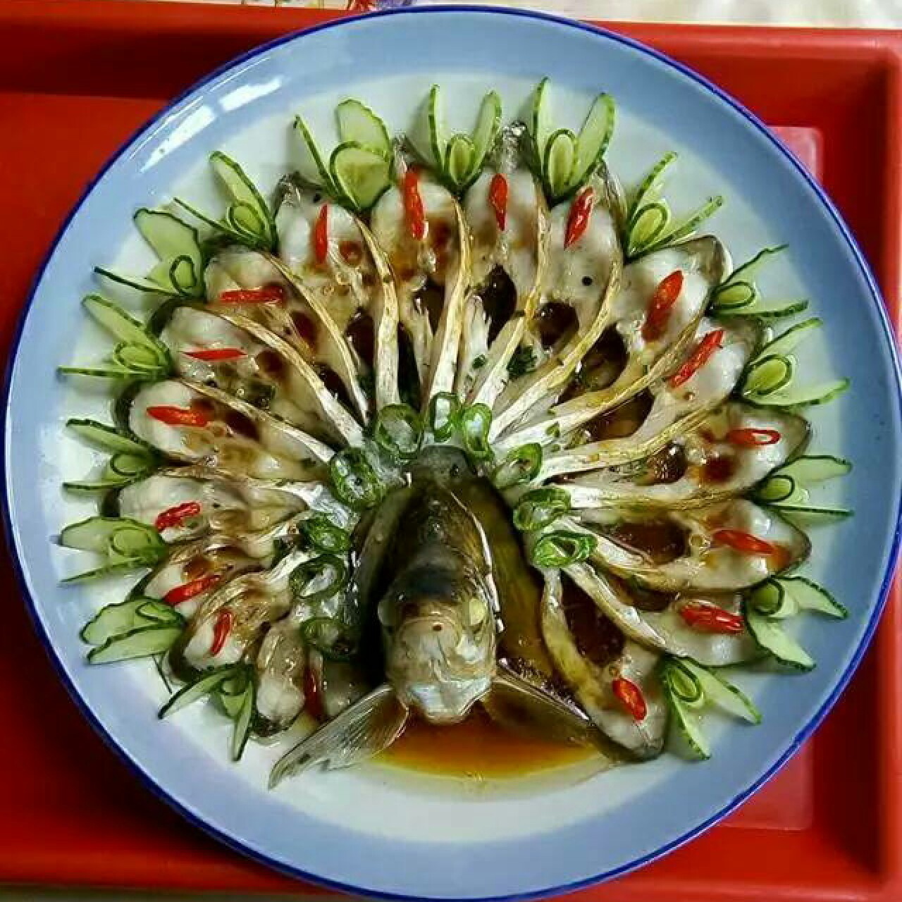 恬淡_7e96做的孔雀开屏鱼