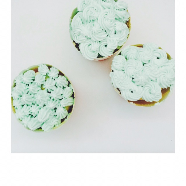 鲜奶油戚风杯子蛋糕（纸杯蛋糕）