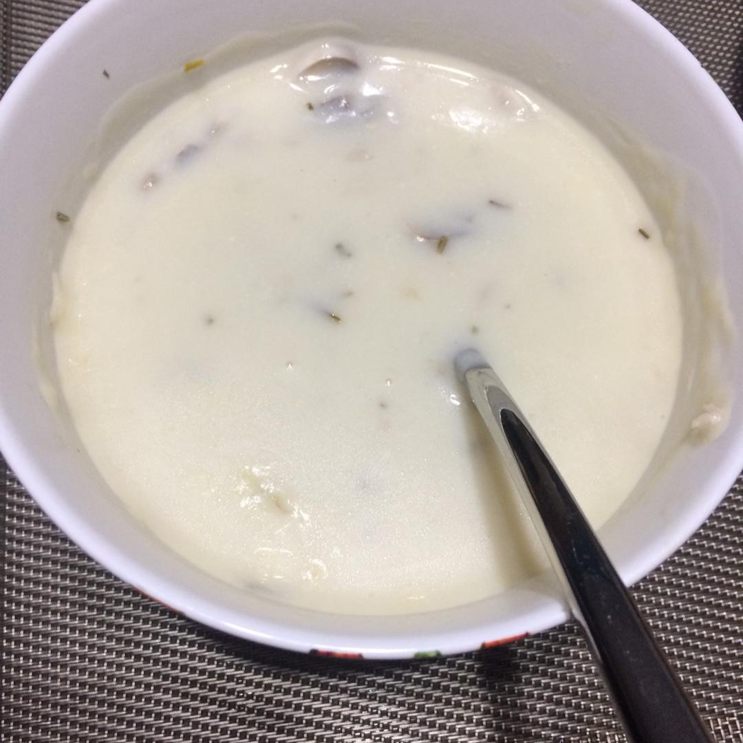 鸡茸奶油蘑菇汤