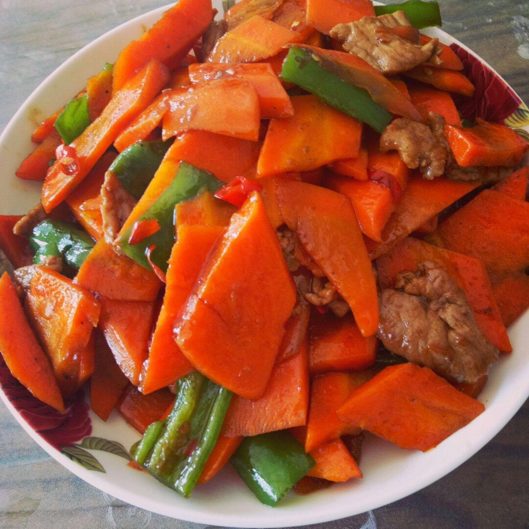 胡萝卜炒肉片