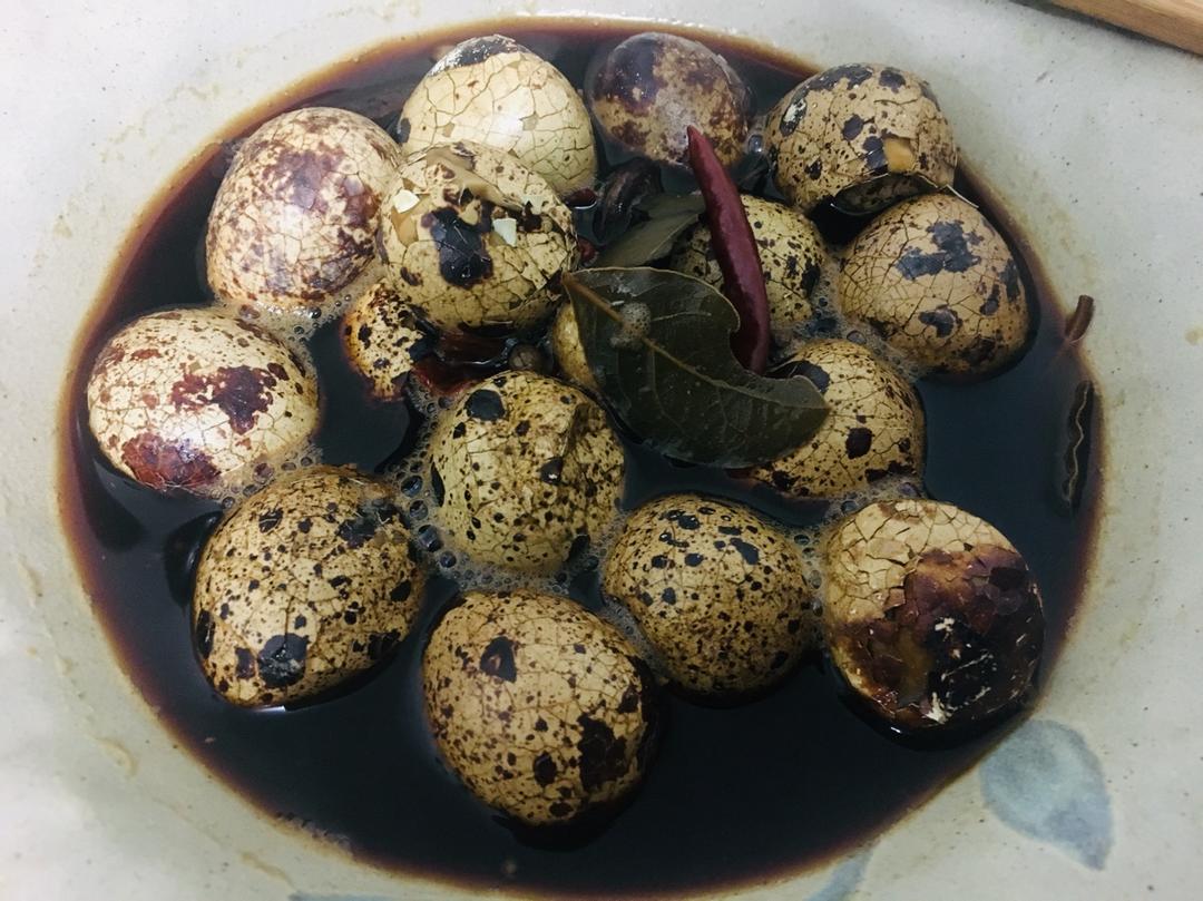 五香卤鹌鹑蛋