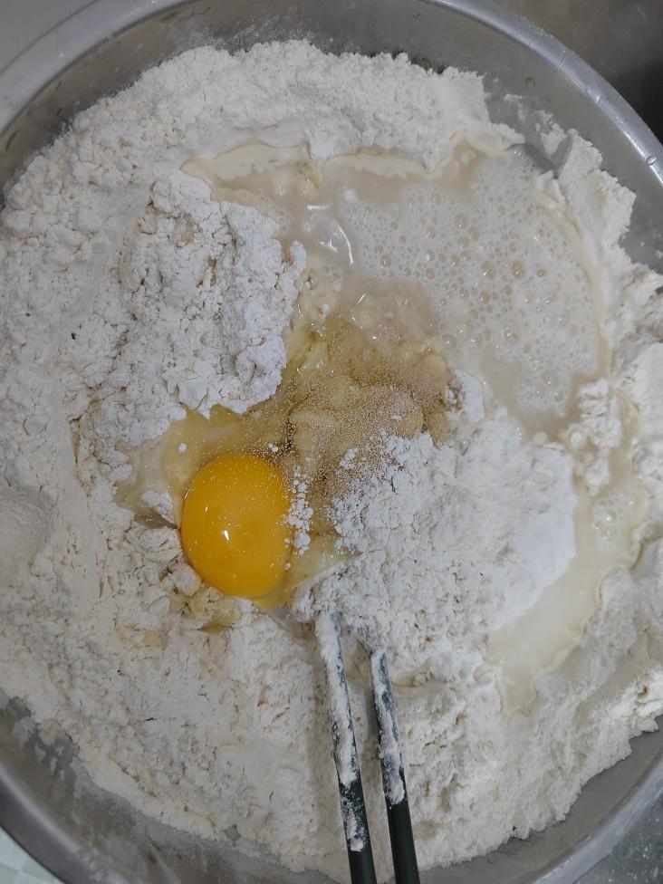 纯奶手撕吐司的做法 步骤1