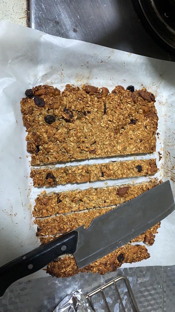 无糖无油香蕉坚果燕麦能量棒（减脂增肌健康小零食，健身减肥好伴侣）