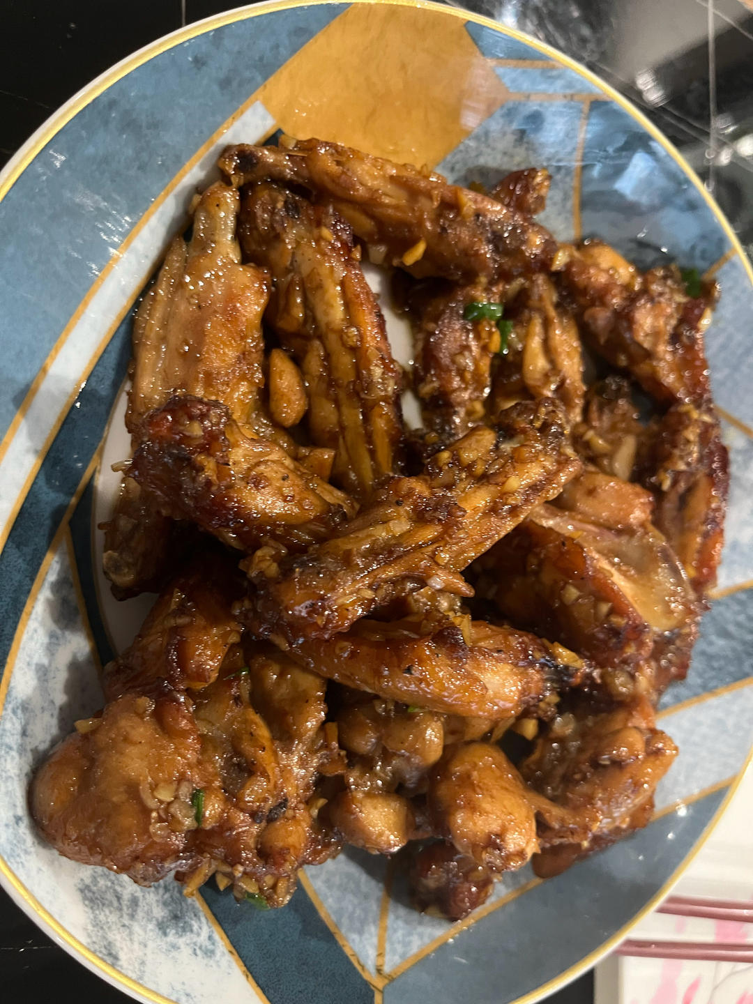 蒜香鸡翅｜孩子们的最爱