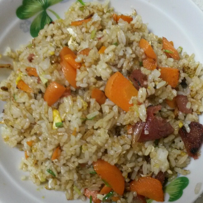 香肠炒饭
