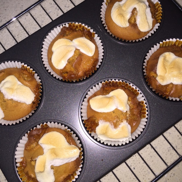 焦糖&棉花糖杯子蛋糕