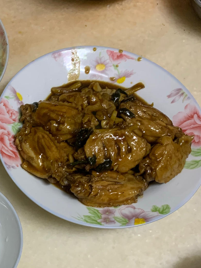 妈妈家的味道，吃了停不下来的红烧鸡翅