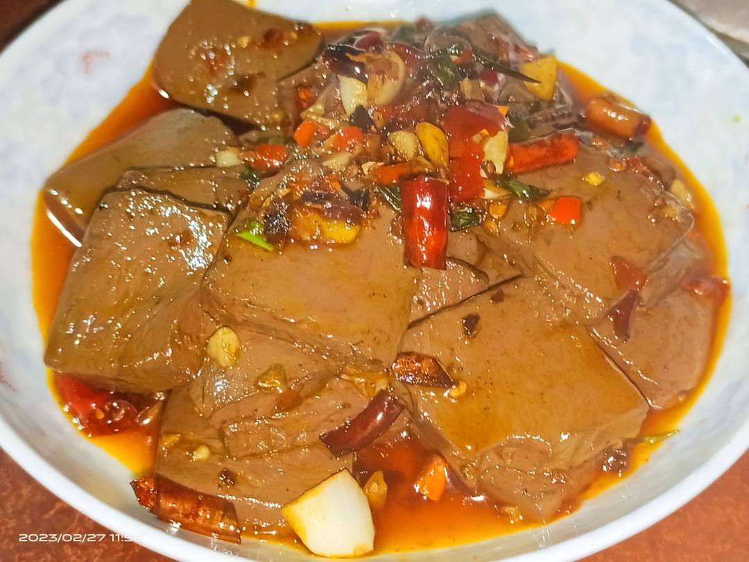 麻辣蒜香鸭血