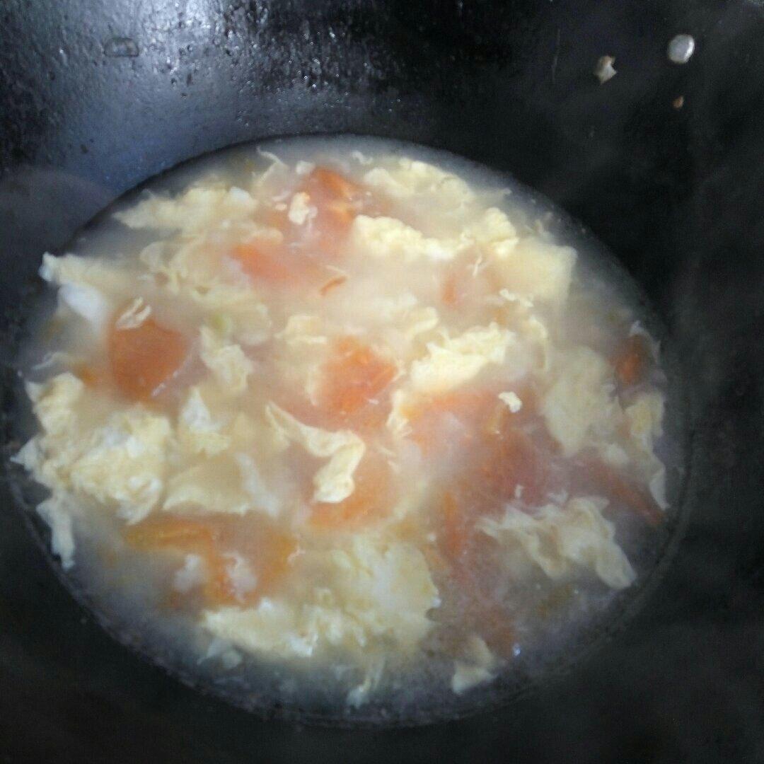 西红柿鸡蛋疙瘩汤