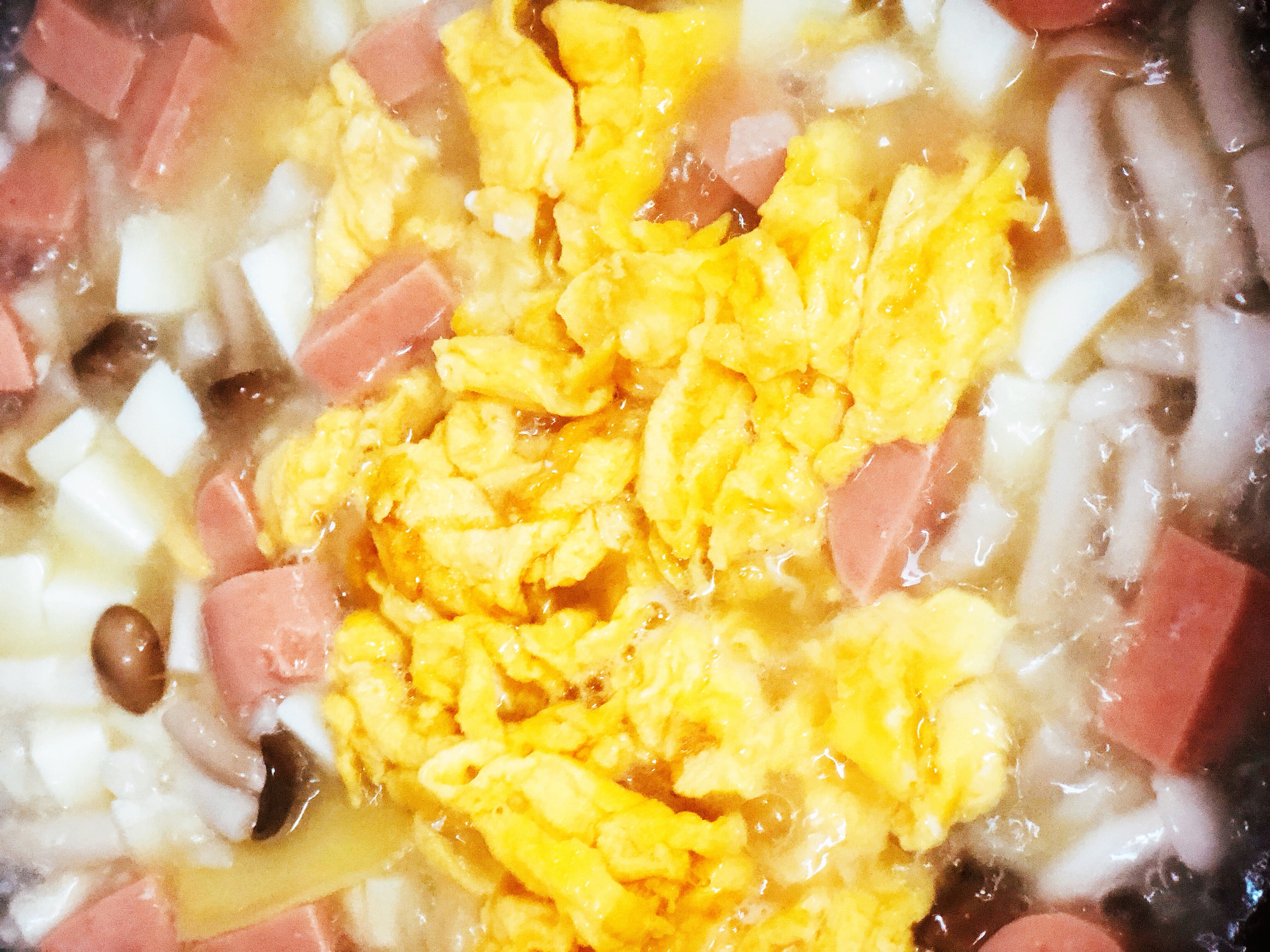 营养鲜美低脂不胖的菌菇豆腐鲜汤的做法 步骤8