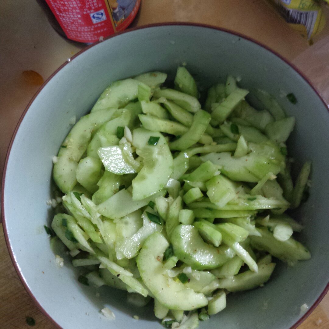 橄榄油拌黄瓜