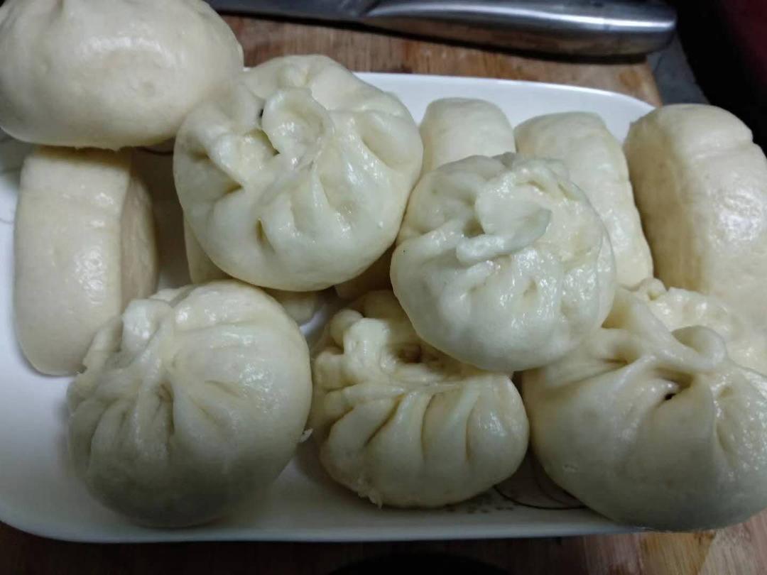 鲜肉包子