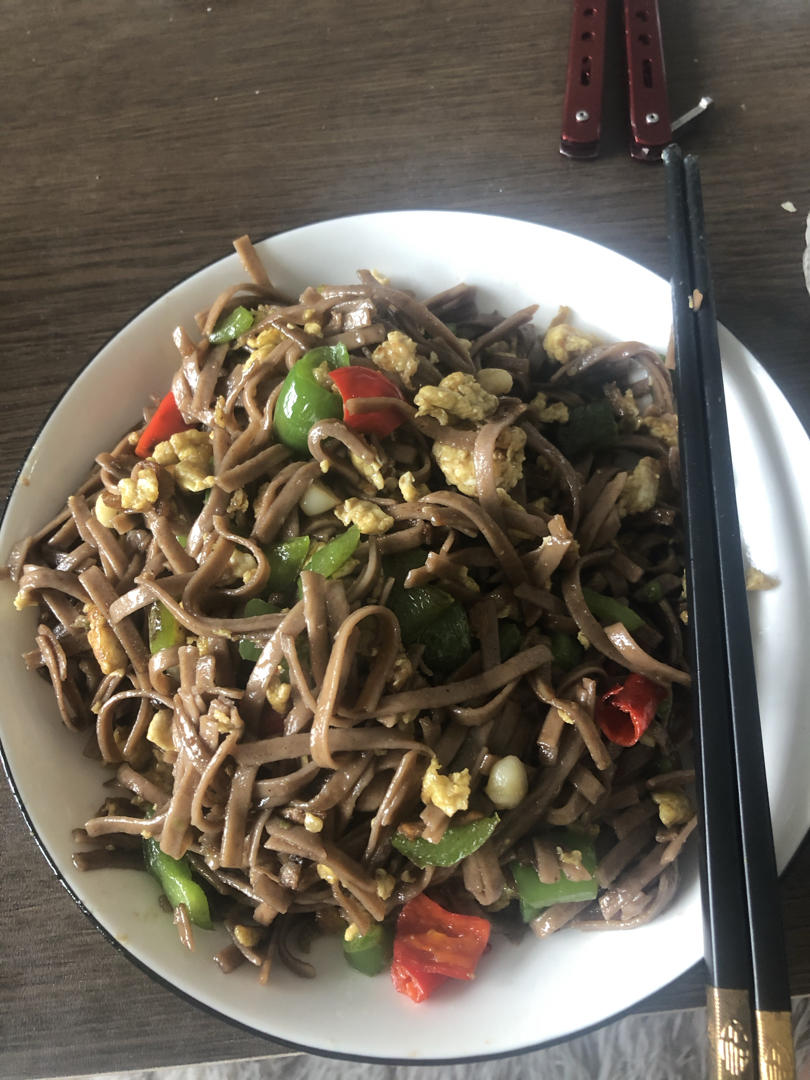 麻辣过瘾双椒鸡捞面