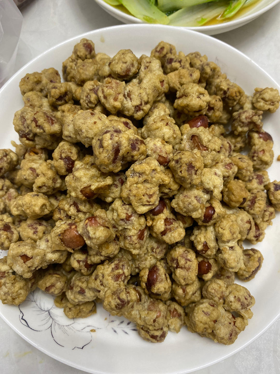 【创意小厨娘】休闲小零食——芝麻花生米，香甜酥脆可口，好吃到停不下来。