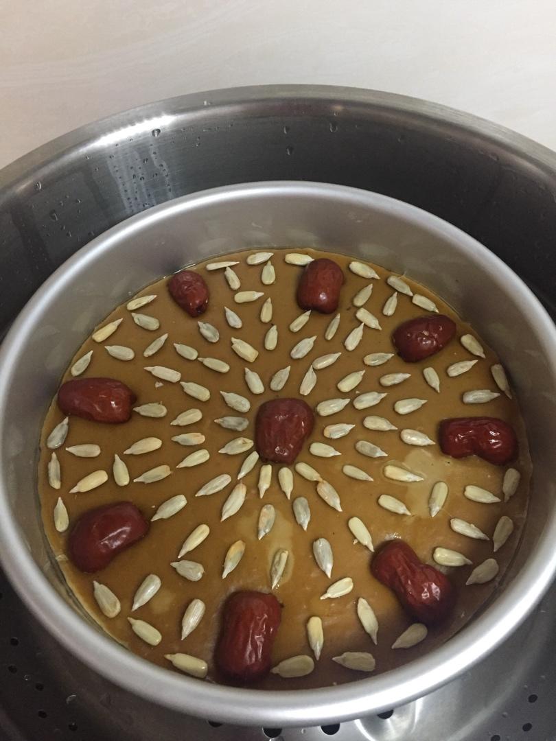 红枣红糖发糕：不塌不缩、组织均匀、手感软绵、口感Q弹