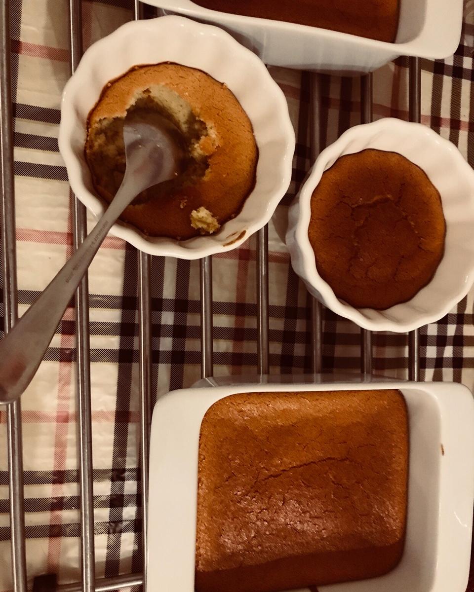 烤箱做蛋糕（戚风蛋糕的做法）