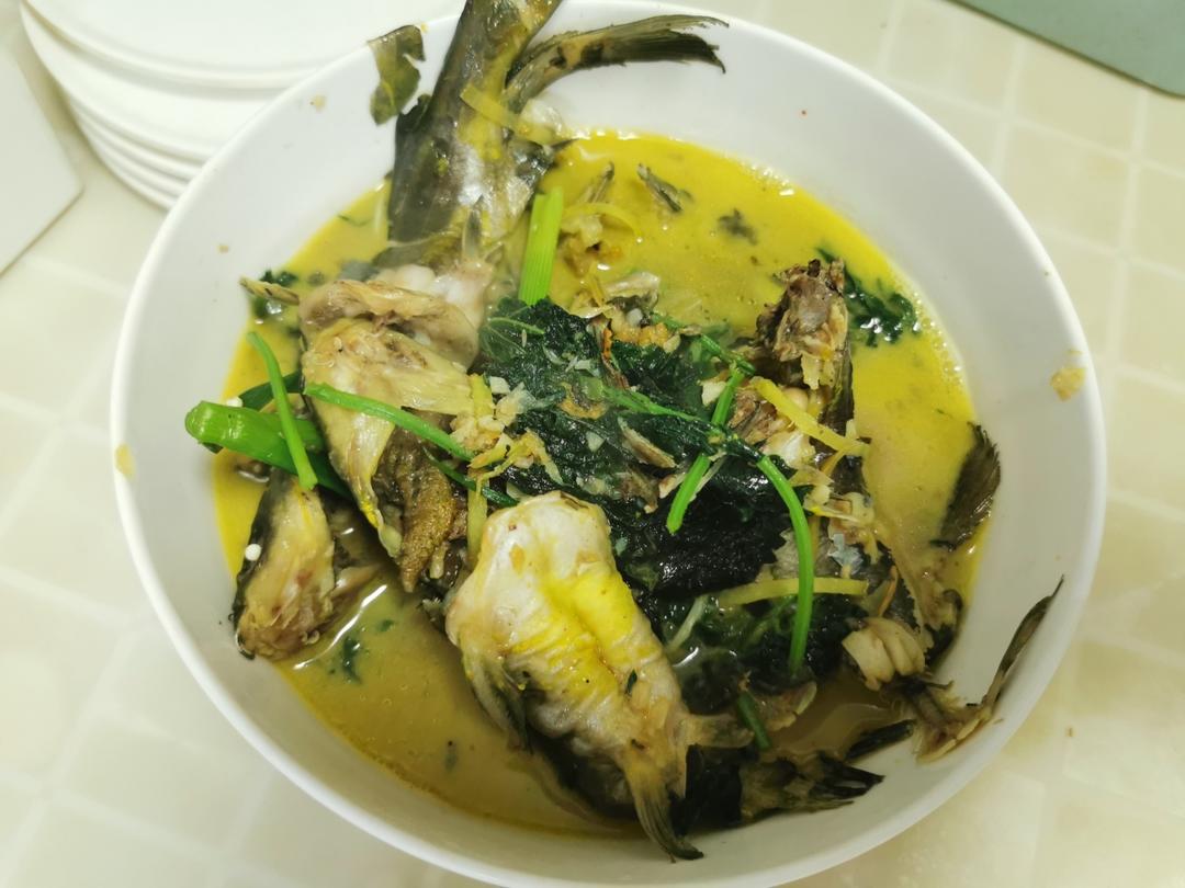 黄骨鱼焖豆腐(昂刺鱼)