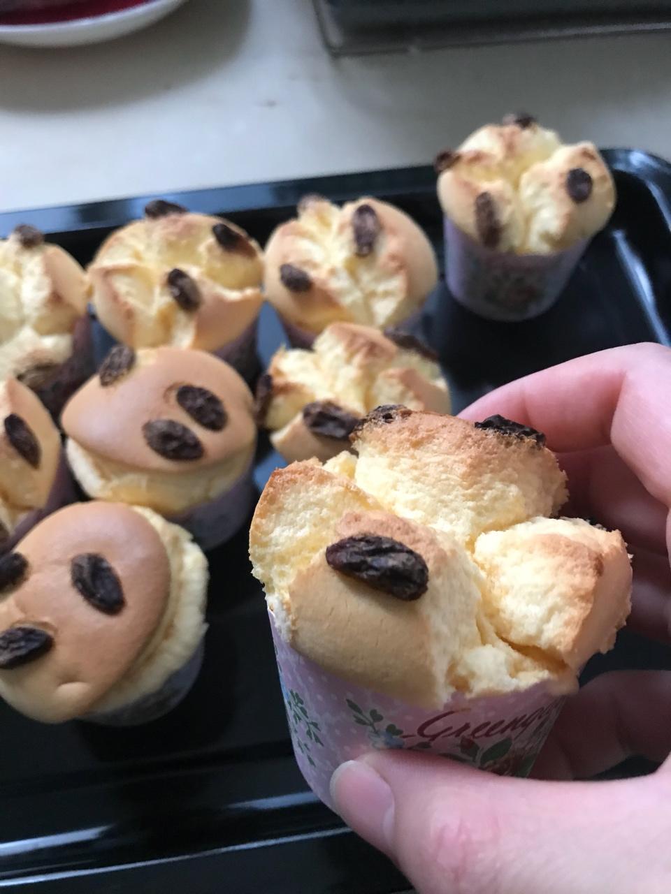 软绵绵戚风纸杯蛋糕