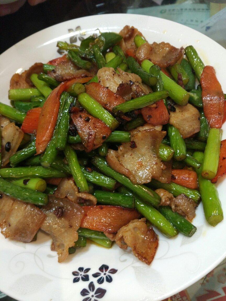 蒜薹炒肉