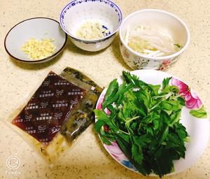 重庆酸菜鱼的做法 步骤2