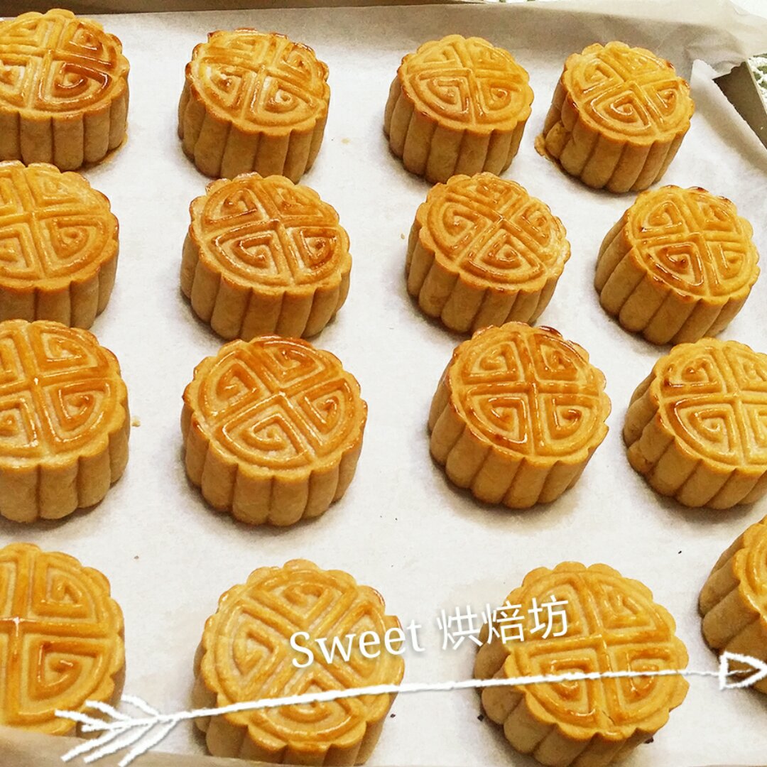 金沙奶黄月饼