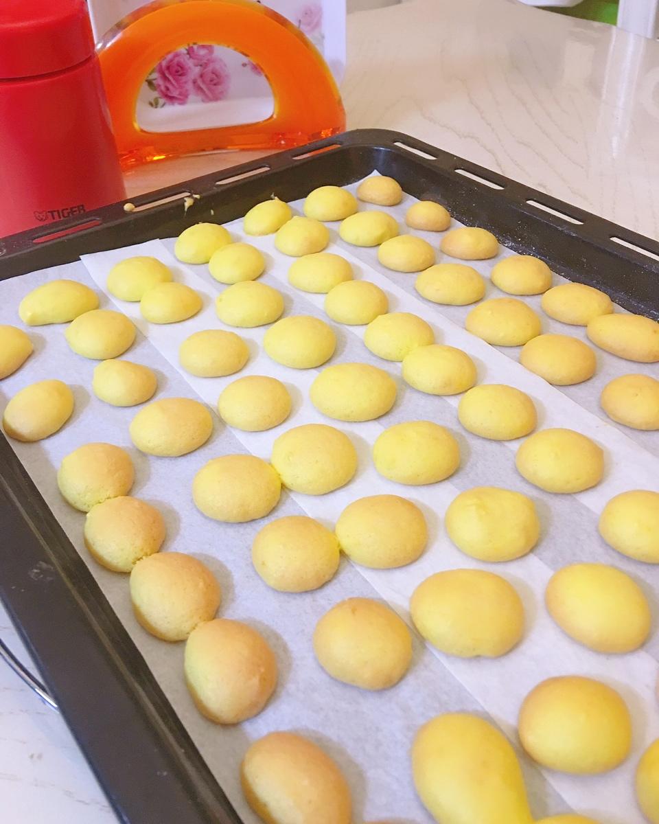 儿时的回忆---蛋黄元