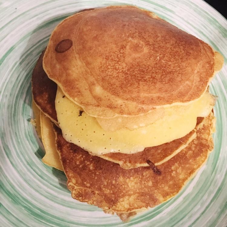 玉米面鸡蛋饼