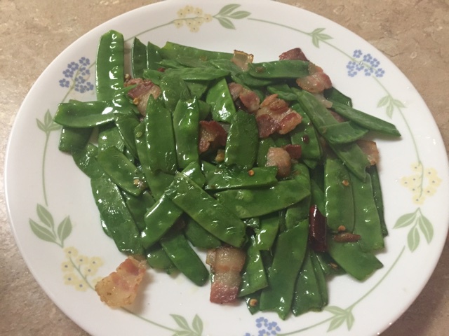 腊肠炒荷兰豆