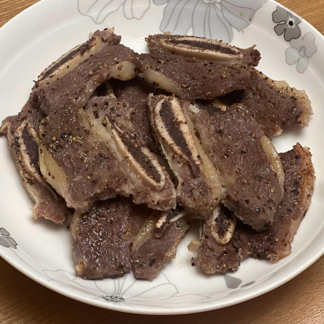 超juicy的香煎牛仔骨