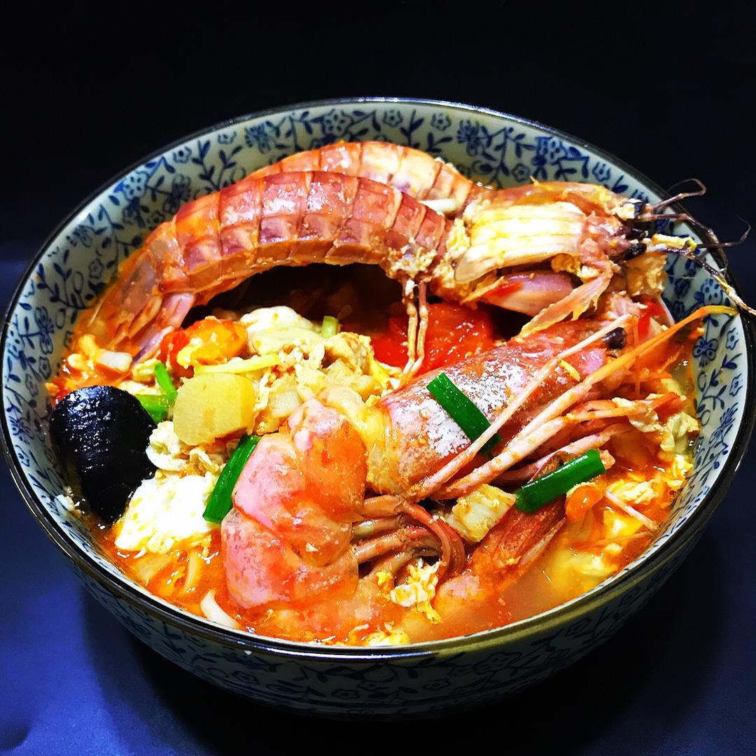 精灵宝妈做的海鲜面