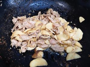 黄瓜杏鲍菇炒肉片（鲜嫩爽口不能忘怀）的做法 步骤4