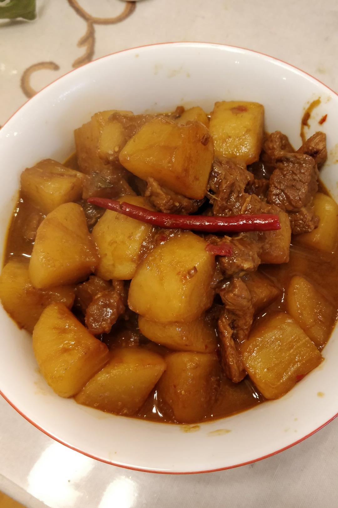 萝卜炖牛腩