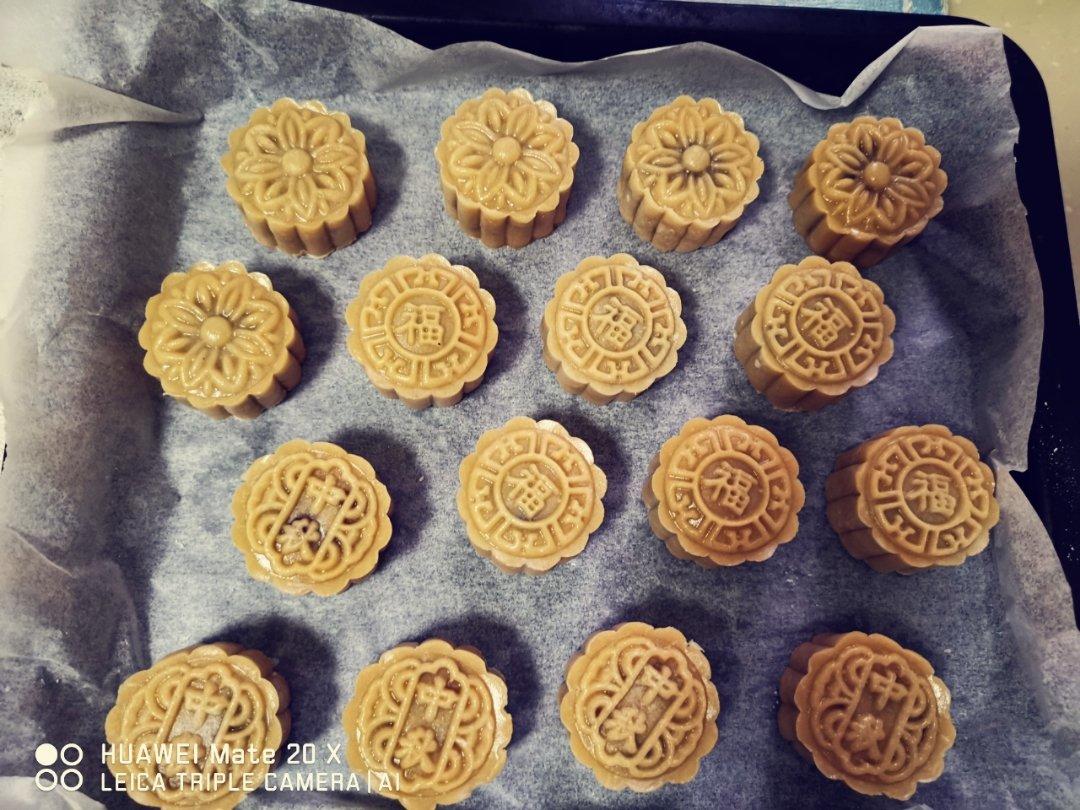 不用转化糖浆的广式月饼（不裂 不塌 不缩腰）