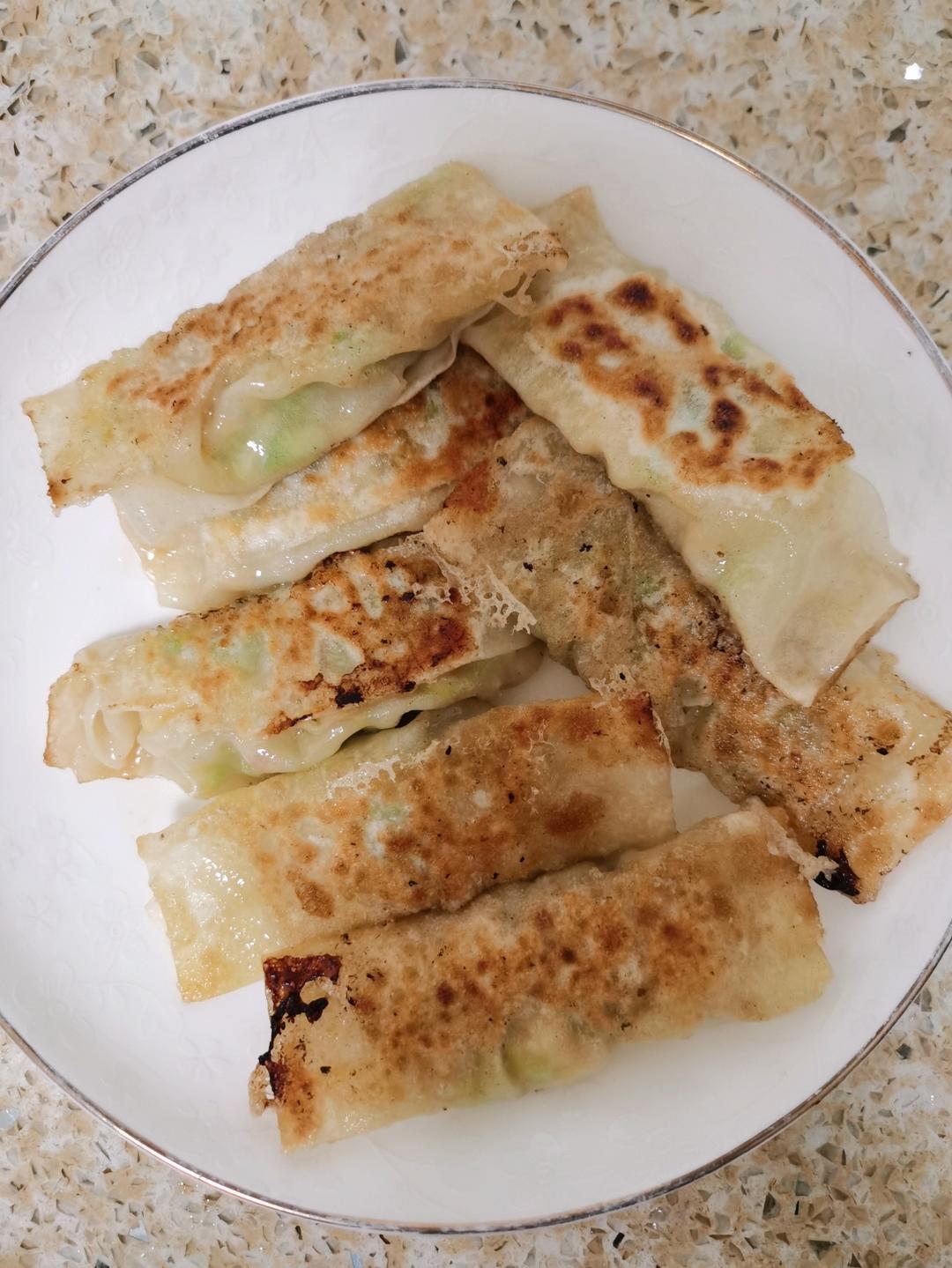 西葫芦鸡蛋饺子，低脂低卡，皮薄馅大
