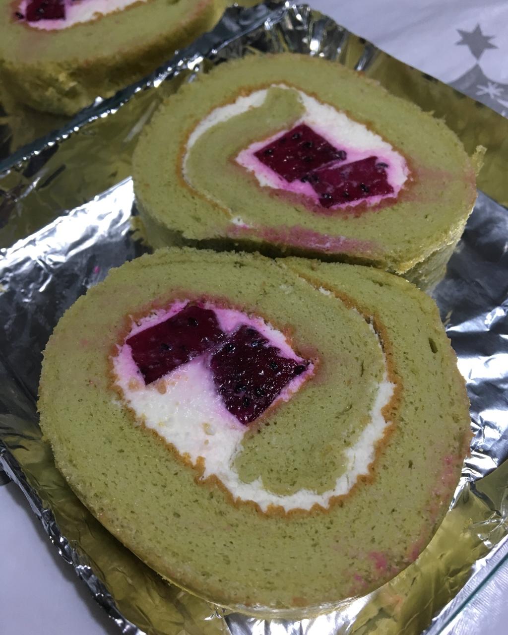 几分甜香芋奶冻卷/卷不裂配方+新鲜香芋奶油+入口即化奶冻/烘焙视频蛋糕篇7「薄卷」