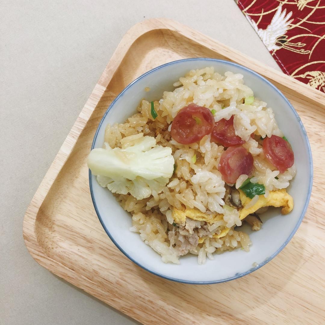 香肠煲仔饭